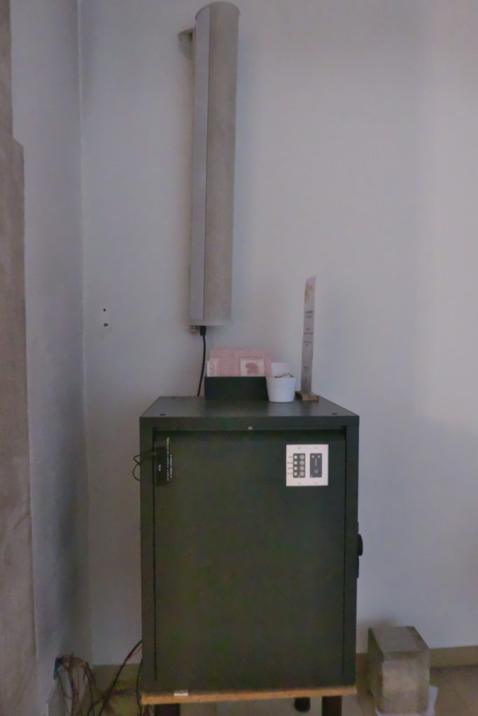 Audiozentrale und Mithörmonitor im Chor