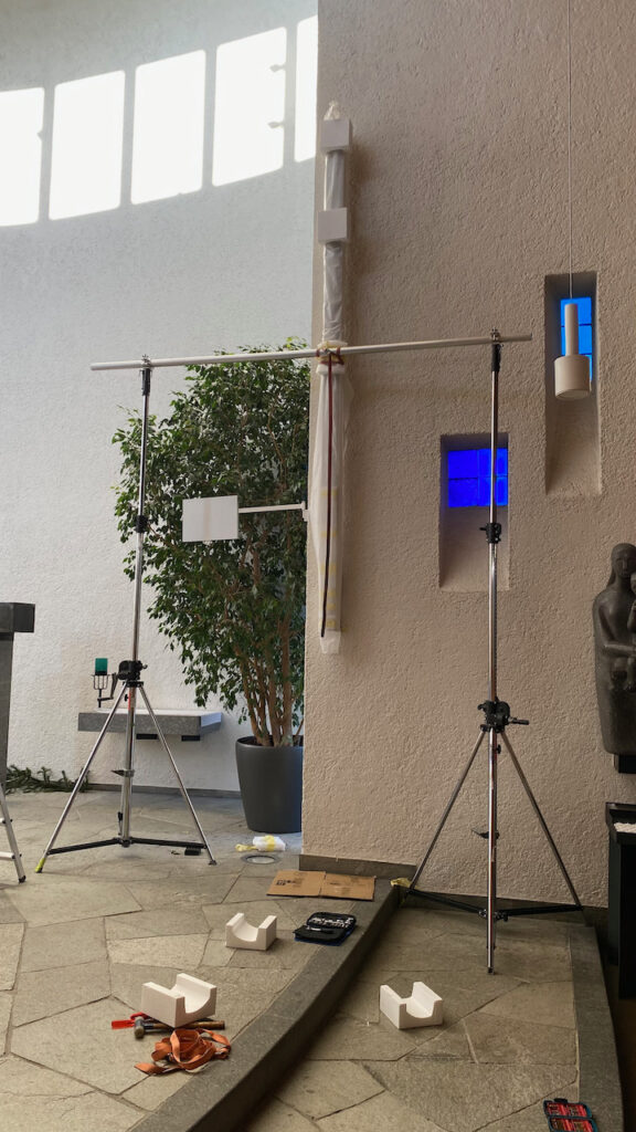 Lautsprechers hochgekurbelt und sicher fixiert