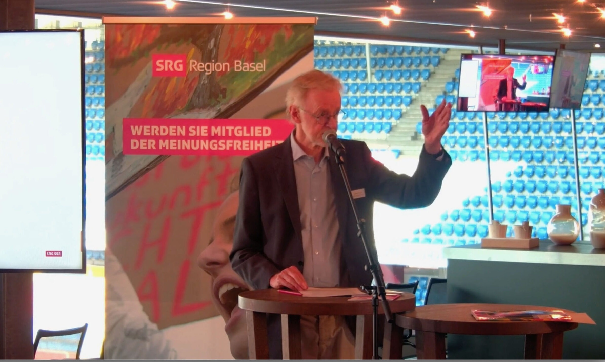 Caspar Selg hält ein Plädoyer für freie Medien.